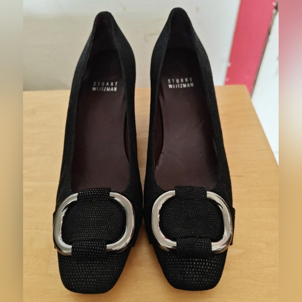 Vintage Stuart Weitzman Gold Buckle Classic Black Pump Heels Sz 6 RARE